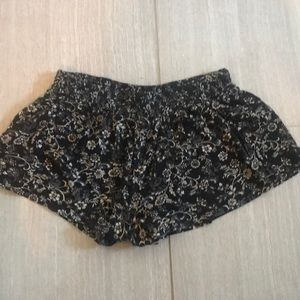 Forever21 booty shorts